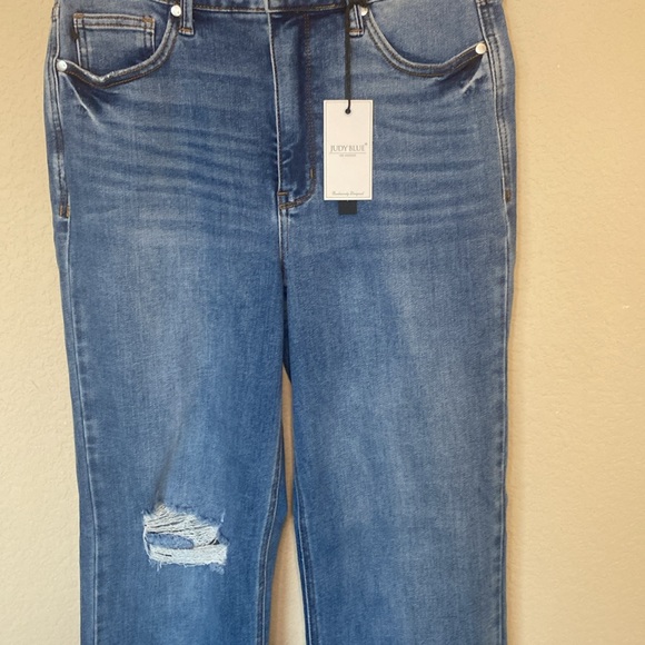 NWT Judy Blue 90's Straight Fit High Waist Medium Wash Jeans 11/30 - Picture 10 of 11